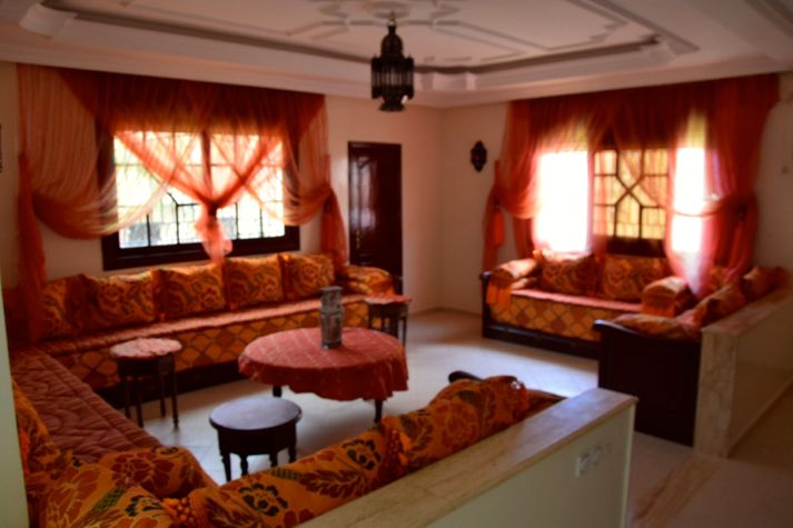 Moroccan style livingroom on 1st floor - rear 