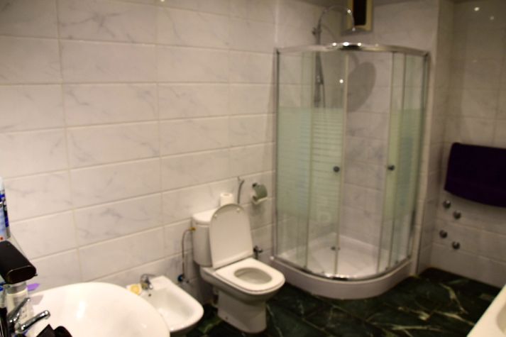 bathroom 2 - ground floor