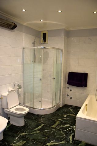 bathroom 2 - ground floor