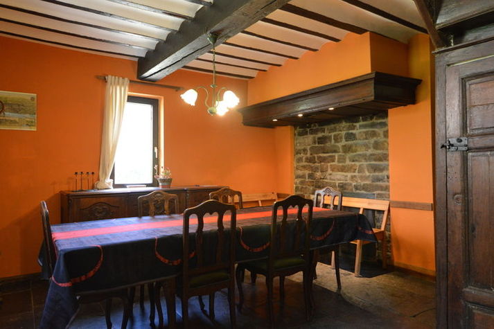 DiningRoom