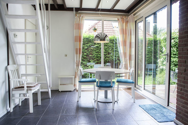 DiningRoom