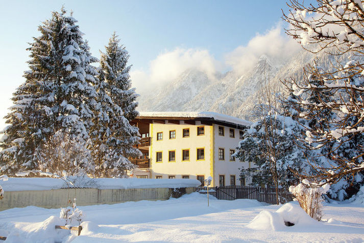 ExteriorWinter