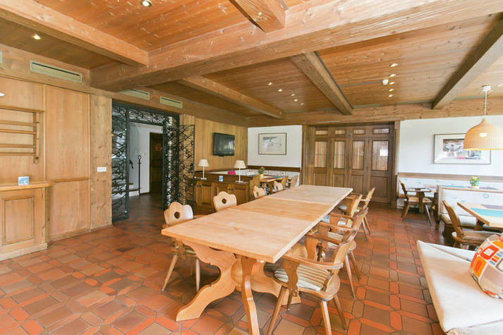 DiningRoom