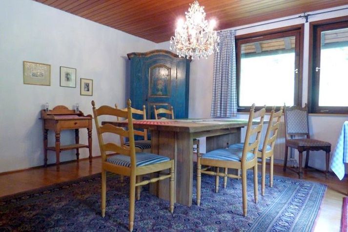DiningRoom