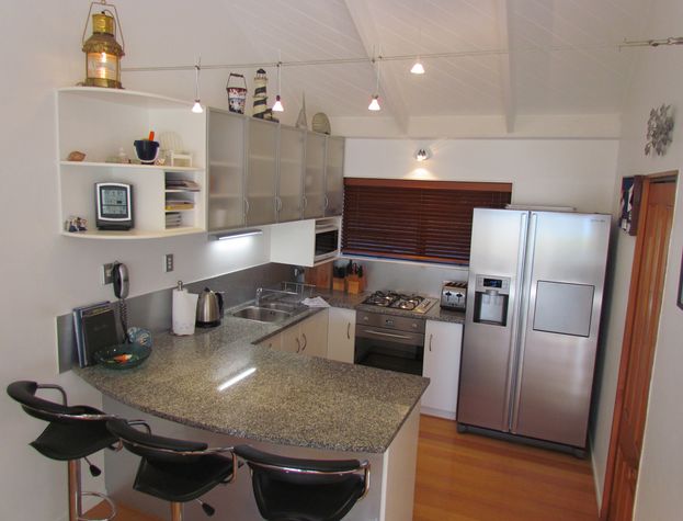 Granite kitchen with Nespresso, ice make, dual dishwashers