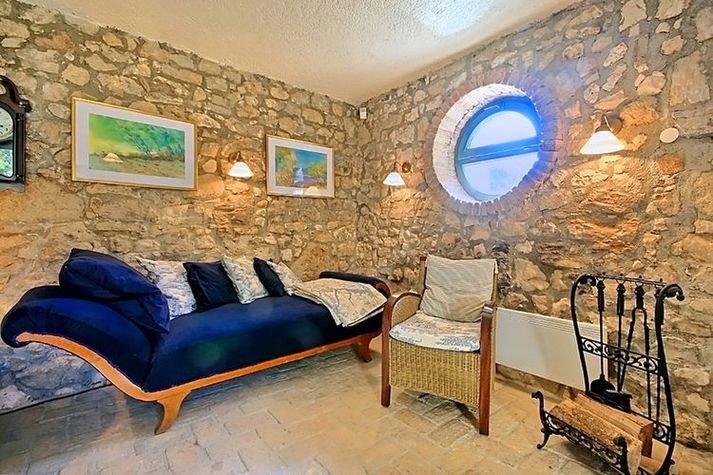 LivingRoom
