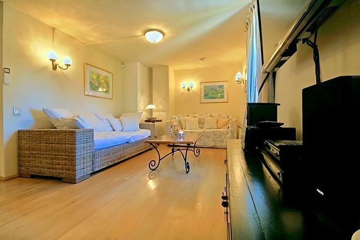 LivingRoom