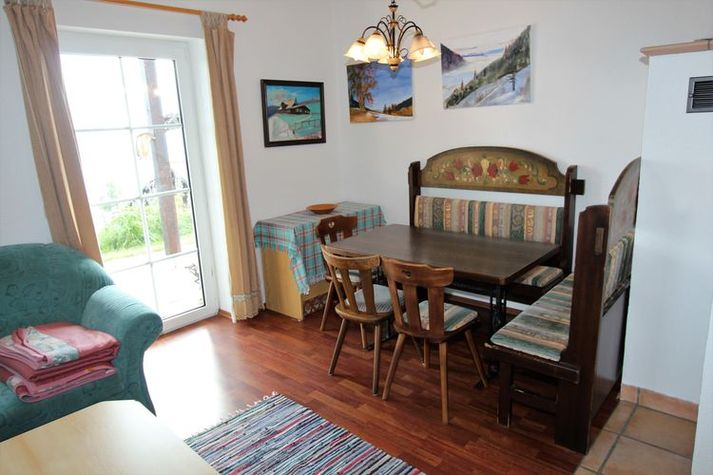 DiningRoom