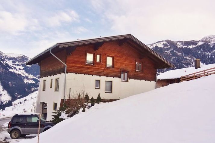 ExteriorWinter