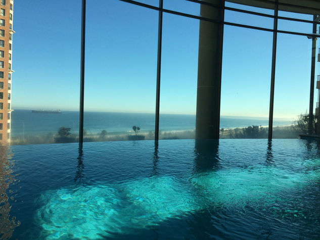 HEATED POOL WITH SEA VIEW