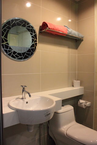 Bathrooms on the upper and lower floors