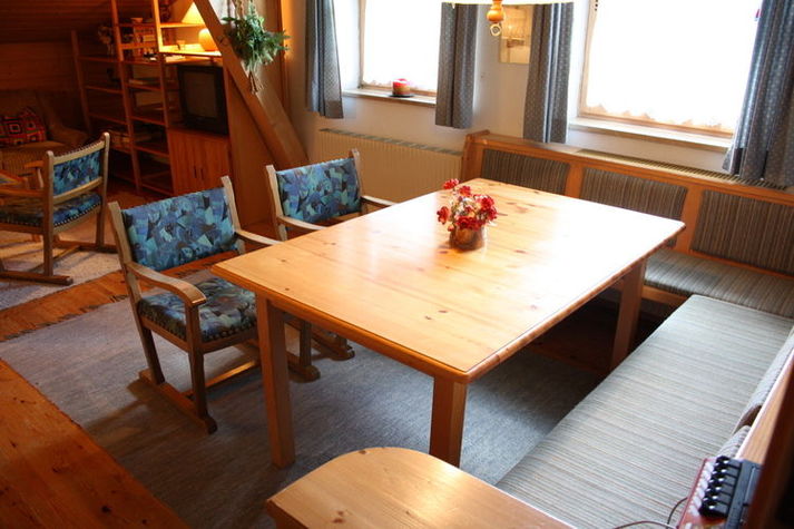 DiningRoom