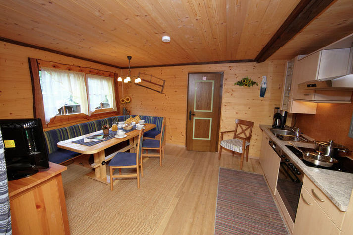 DiningRoom