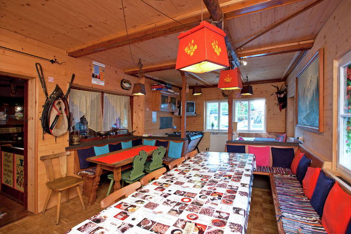 DiningRoom