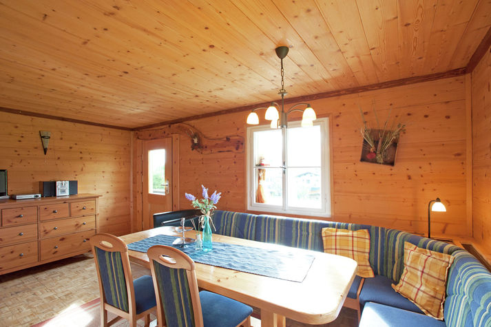 DiningRoom
