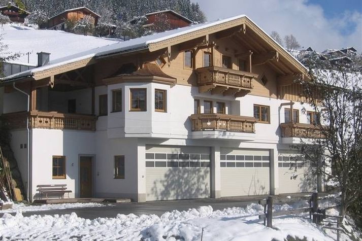 ExteriorWinter