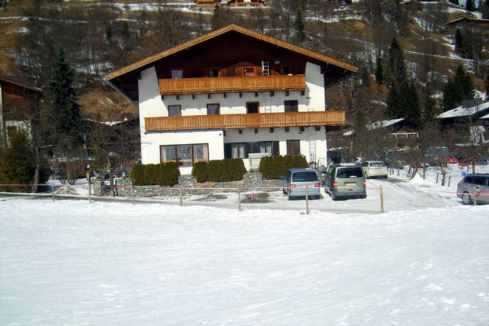 ExteriorWinter