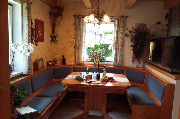 DiningRoom