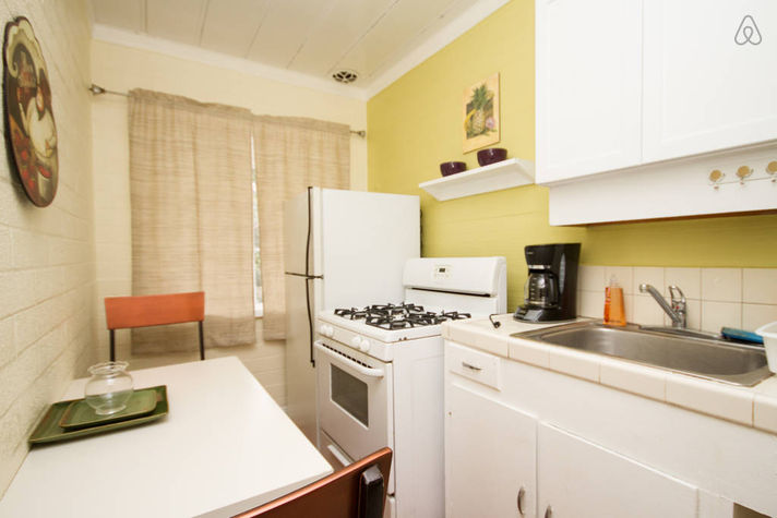 Apt w/ Full Kitchen by Beach & Surf
