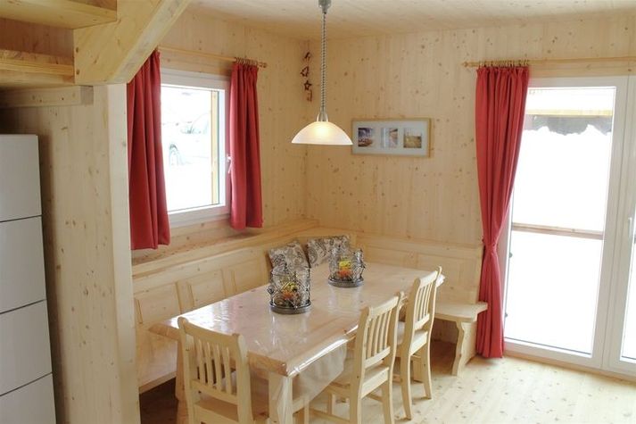 DiningRoom