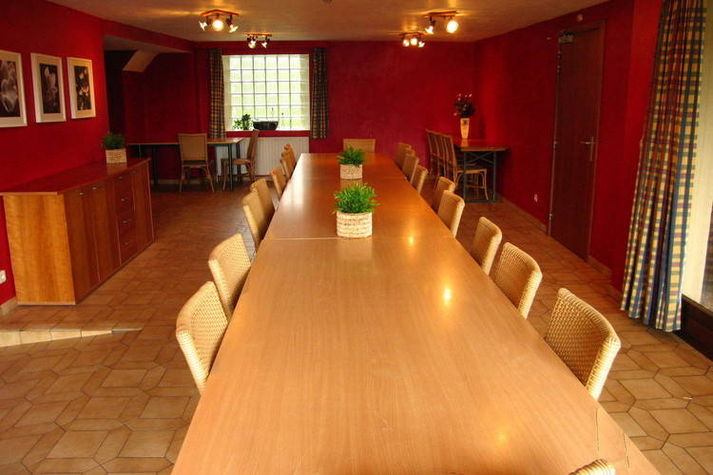 DiningRoom