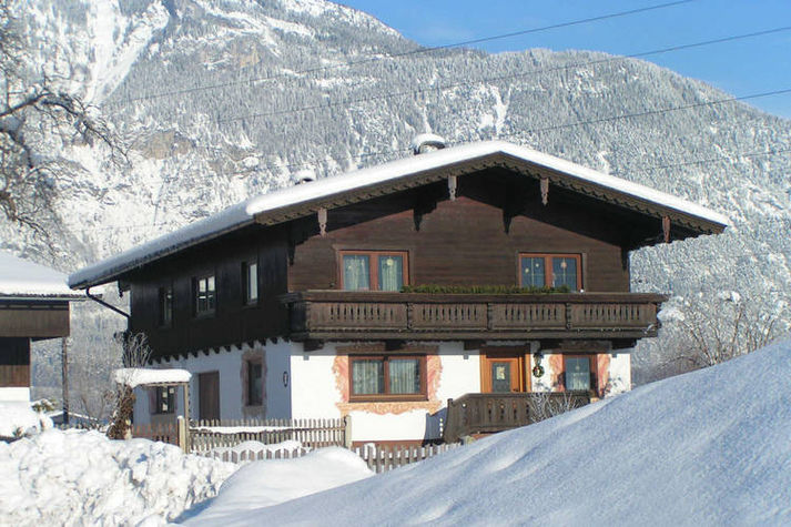 ExteriorWinter