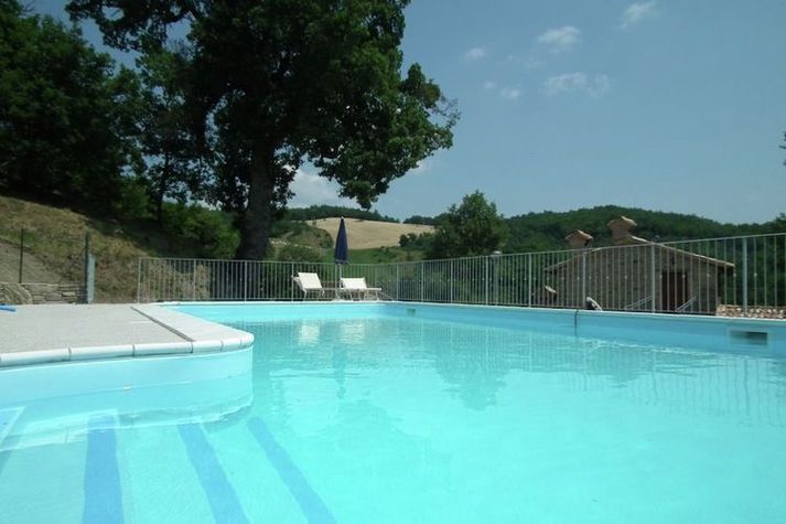 PoolOfHouse