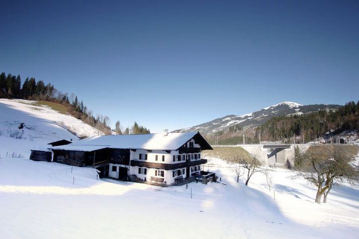 ExteriorWinter