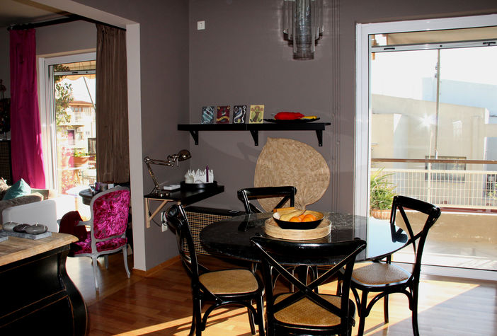 Dining area viewed from kitchen