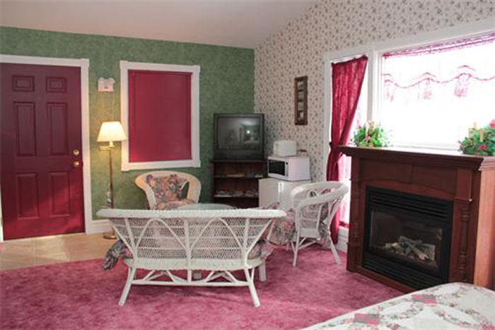 Suite sitting area