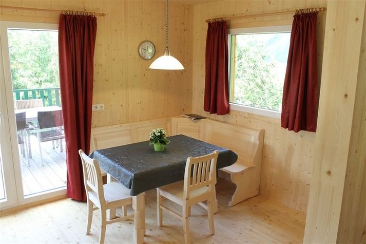 DiningRoom