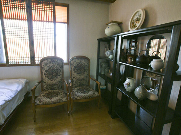 Room2