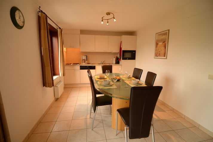 DiningRoom
