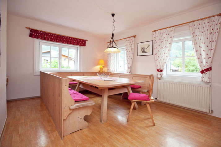 DiningRoom