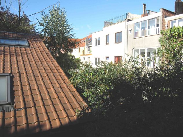 Outside view
Outside view