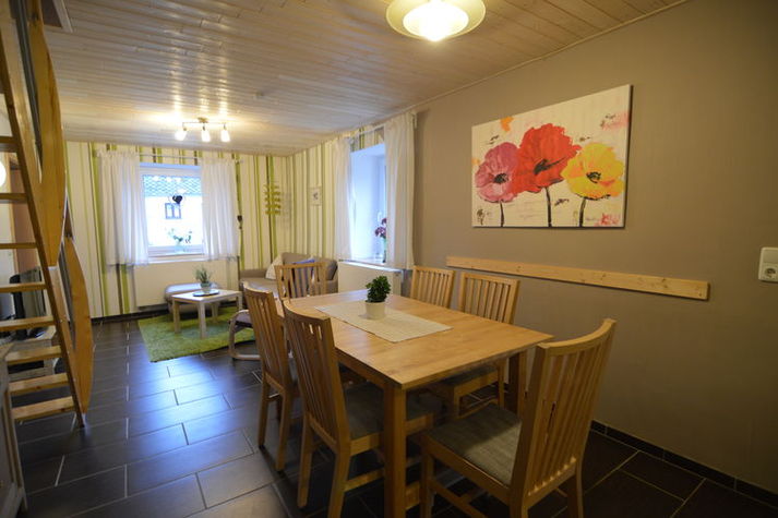 DiningRoom