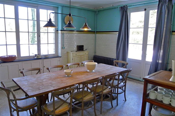 DiningRoom