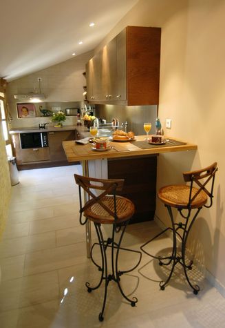 Cuisine équipée / Fitted kitchen
Cuisine équipée / Fitted kitchen, free wifi access