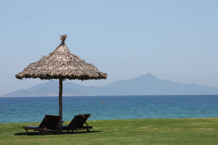 The beautiful beach is just a short walk.