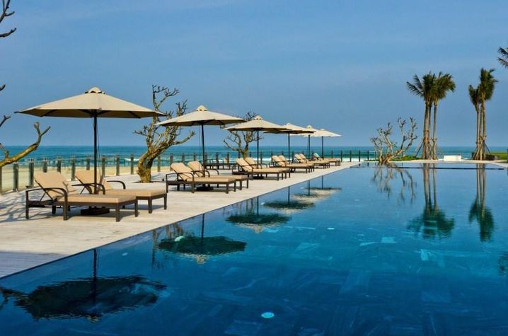 Another pool by the beach