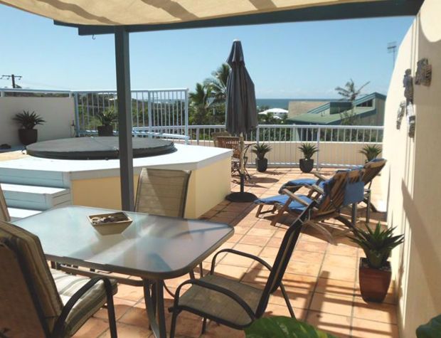 Penthouse Rooftop Entertaining Area