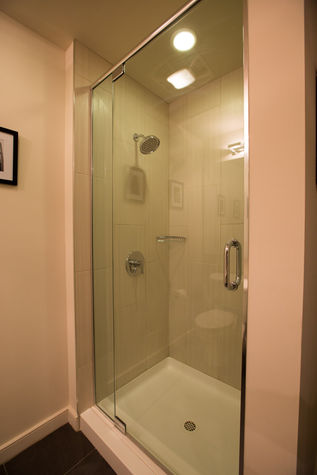 Avenir Bath 1 by Stay Alfred
Avenir Bath 1 by Stay Alfred