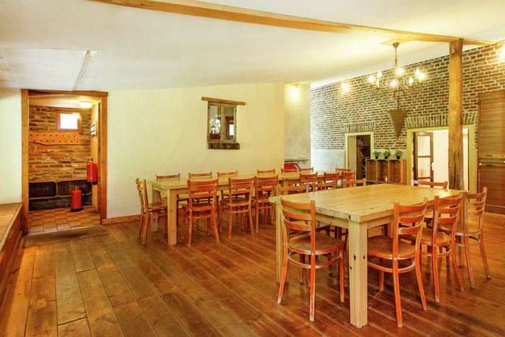 DiningRoom