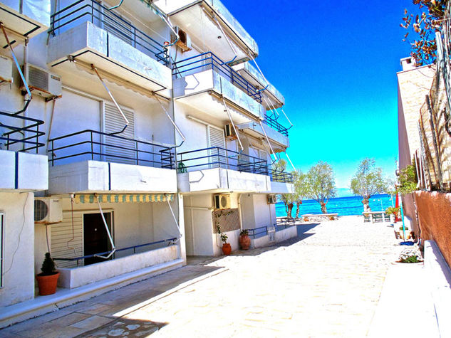 vrachati beach suite