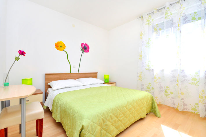 Bedroom
Sunny Bedroom