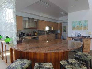 Fully equipped outdoor kitchen with Fridge and new gas range (not shown)