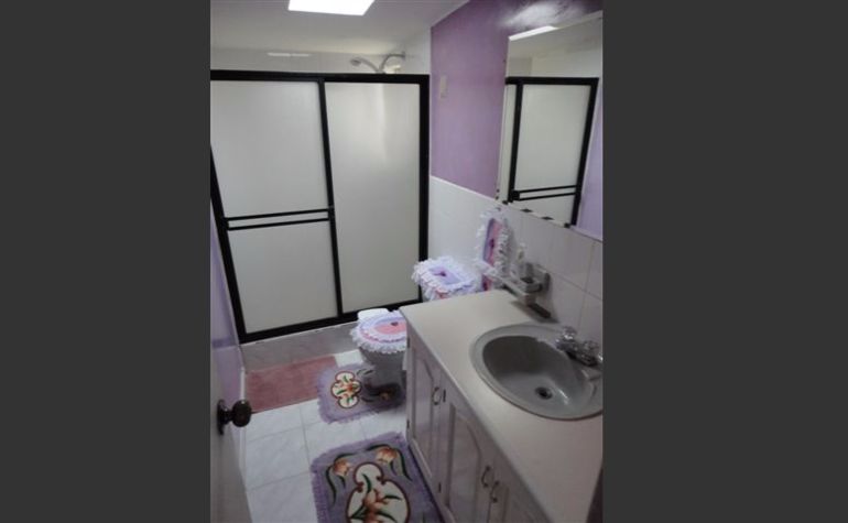 Privet Bathroom