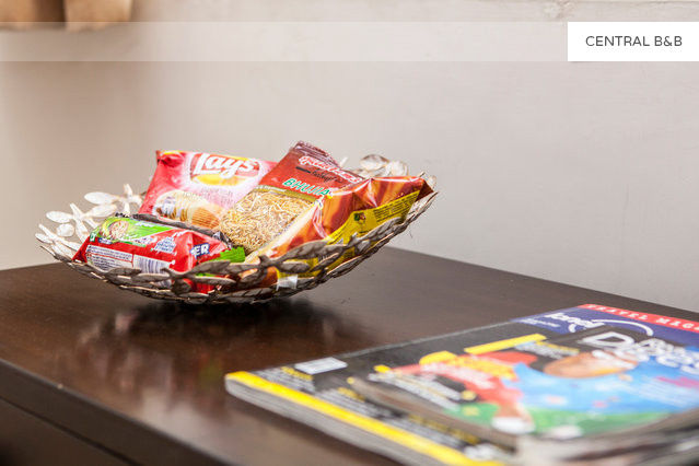 Complimentary snacks! Please ask for more