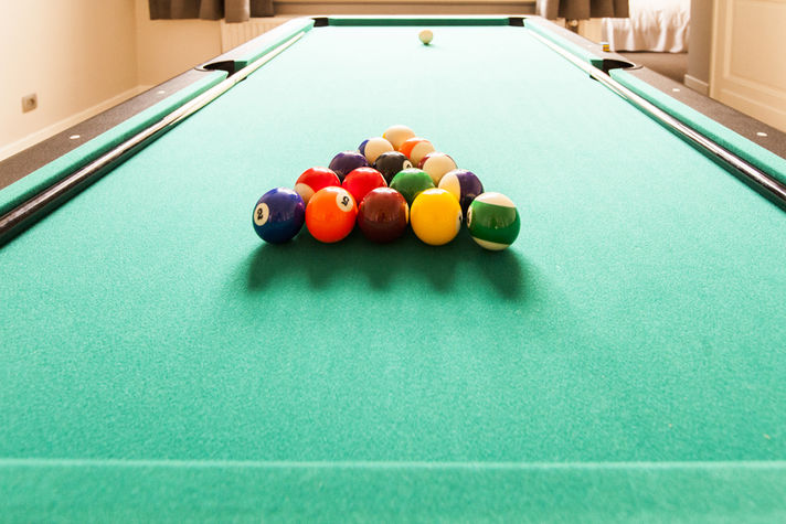 Billiard / Living Room