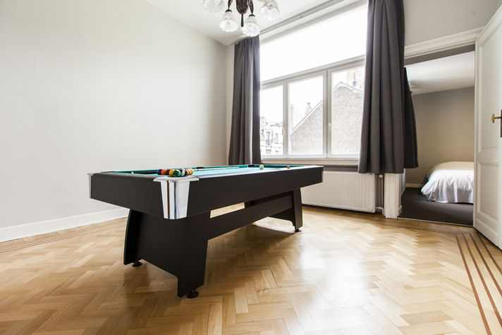 Billiard / Living Room